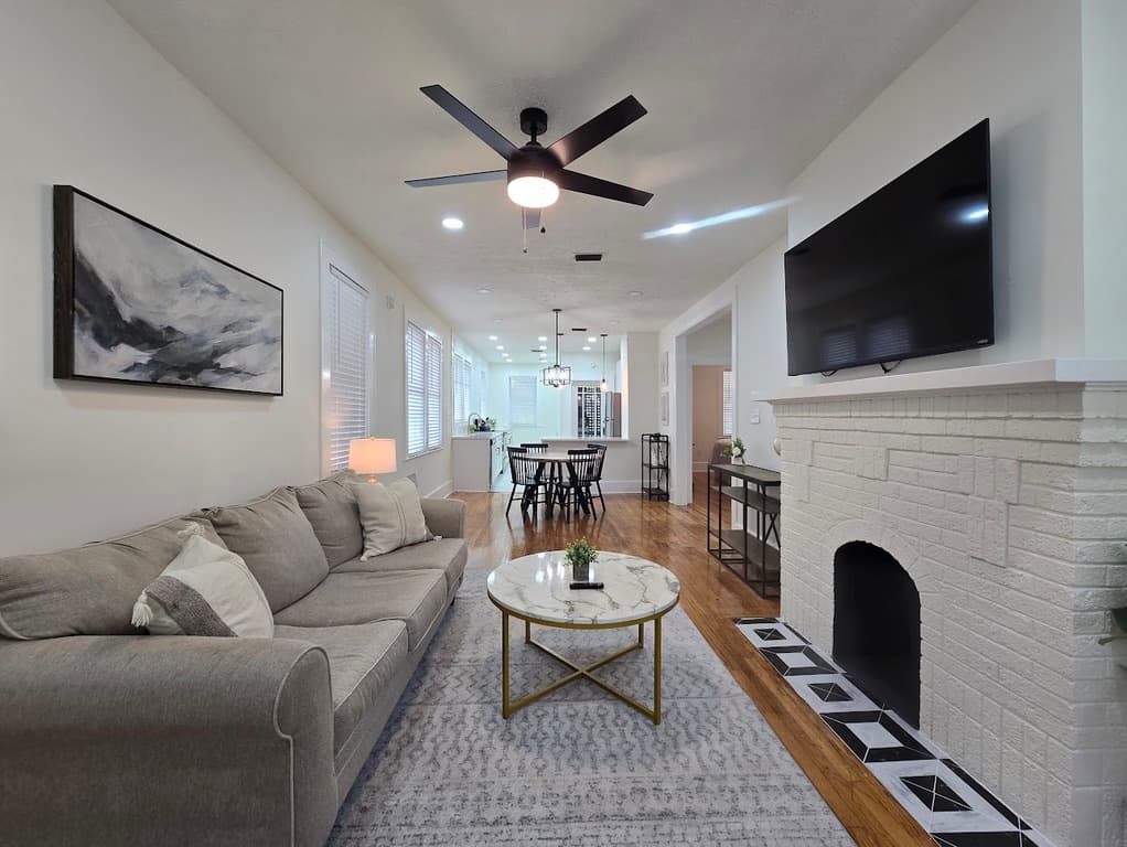 Bright & Modern | Avondale — Avondale, Jacksonville vacation rental (photo 4)